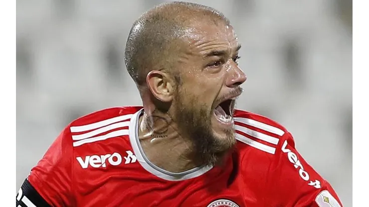 Lesão de Patrick faz Abel estudar D'Ale e Nonato contra o Santos