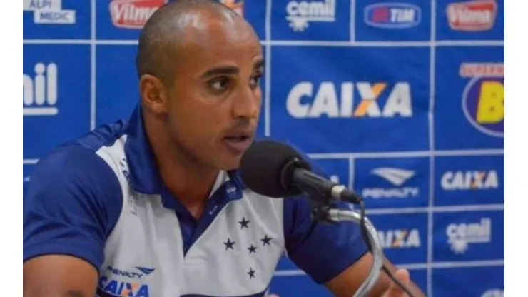 Deivid vê situação piorar no Cruzeiro por fracassos com Matheus Índio e Zé Eduardo