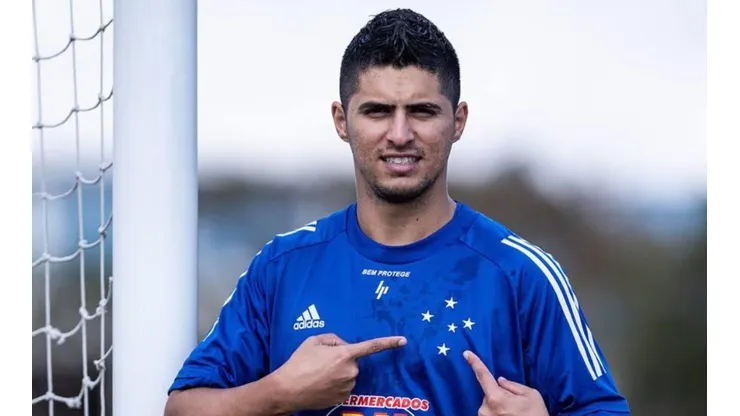 Com apenas 7 jogos, Daniel Guedes se despede do Cruzeiro