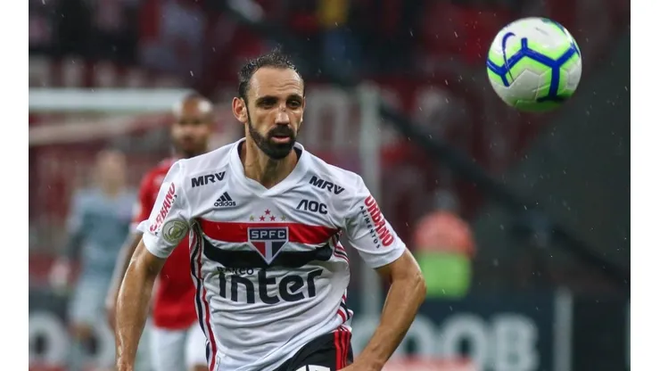 Lateral é um dos homens de confiança do Diniz — Foto: Getty Images