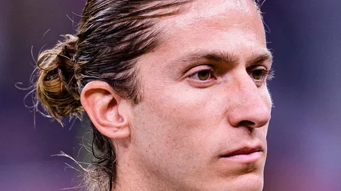 Filipe Luís tem lesão na coxa e Ceni amarga mais um desfalque