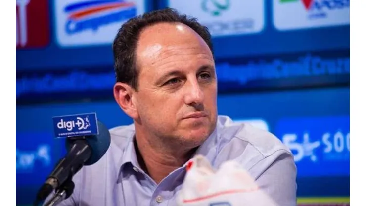 Dome "recomenda" Rogério Ceni à direção do Fla para substituí-lo