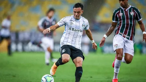 Pepê sentiu dores e foi substituído no intervalo - Foto: Lucas Uebel/Grêmio.