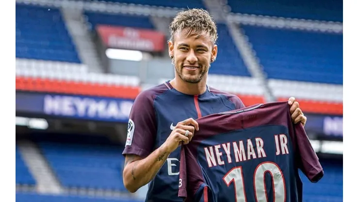 Neymar faz as pazes com Paris e renovação com o PSG avança