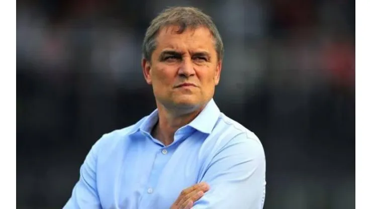 Diego Aguirre fica livre no mercado e torcida do São Paulo se manifesta