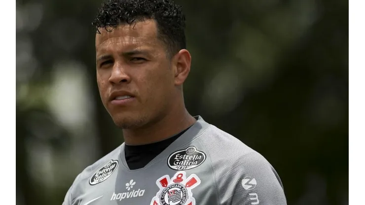 Lateral chegou ao clube acima do peso - Foto: Divulgação/Corinthians.