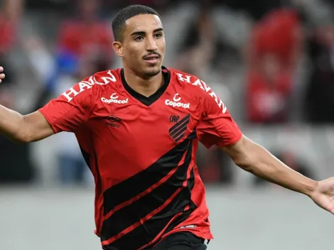 Christian destaca alívio e felicidade em virada do Athletico