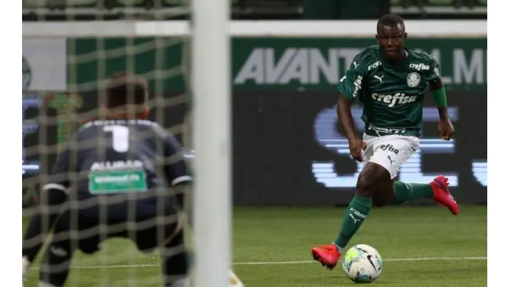 Abel antecipa e encontra potencial substituto de Wesley; colombiano tem o drible como referência