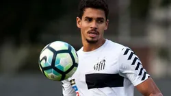 Veríssimo está em alta no mercado - Foto: Ivan Storti/Santos FC.