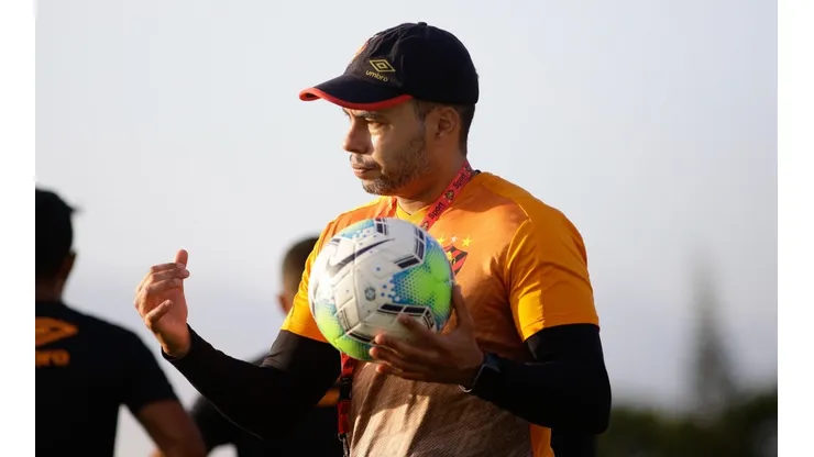 Jair Ventura escala Sport para a abertura do returno do Brasileirão