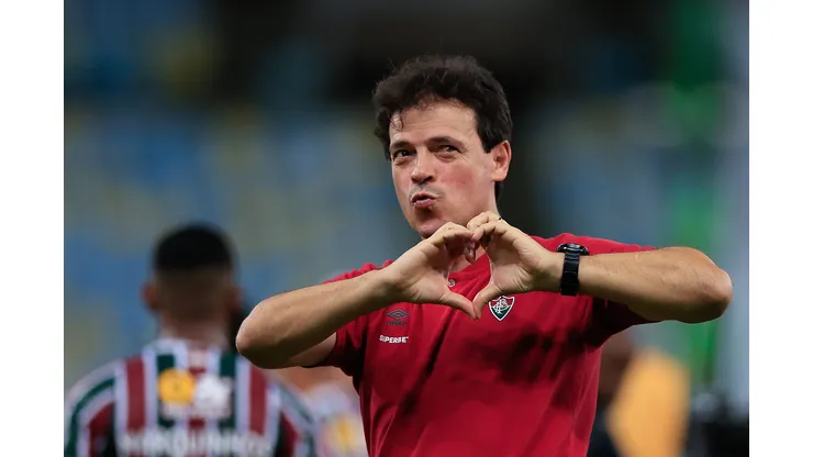 Fernando Diniz tem aprovação no Inter