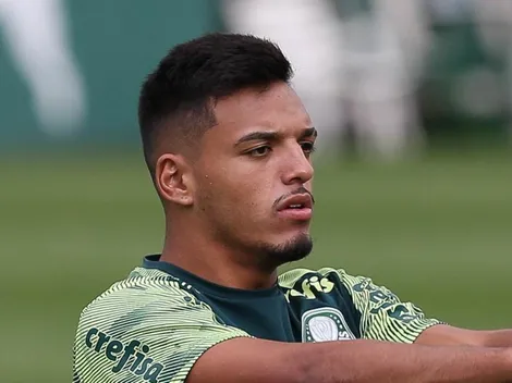 Menino deslocado e novo reserva de Viña: Abel já acena montar Palmeiras