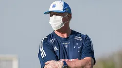 Felipão durante treinamento na Raposa — Foto: Gustavo Aleixo/Cruzeiro