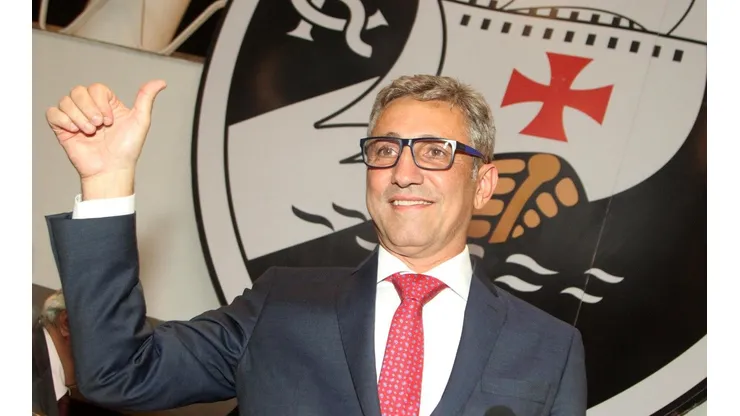 Campello deve resolver 2 problemas de uma só vez no Vasco - Foto: Rafael Ribeiro/Vasco.