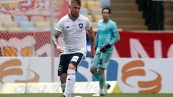 Em briga na web, Forster revela salários atrasados no Botafogo