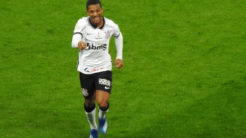 Davó festeja o gol. Foto: Marcelo Braga. Setorista do Corinthians pelo GE