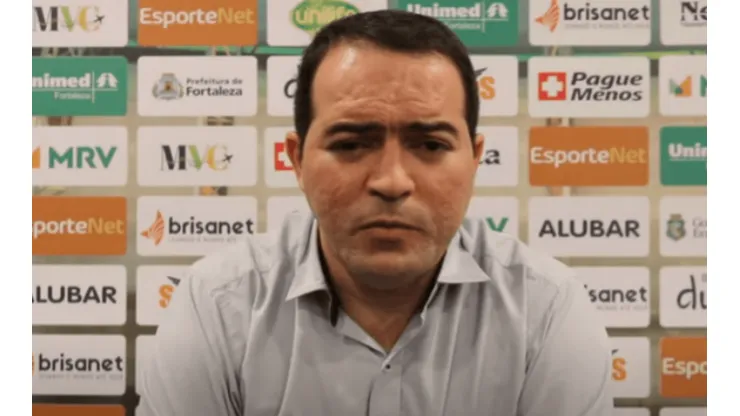Atacante fica próximo de deixar o Fortaleza. Foto: TV Leão/ Reprodução