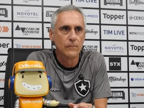 Flávio Tenius exalta postura dos jogadores do Botafogo