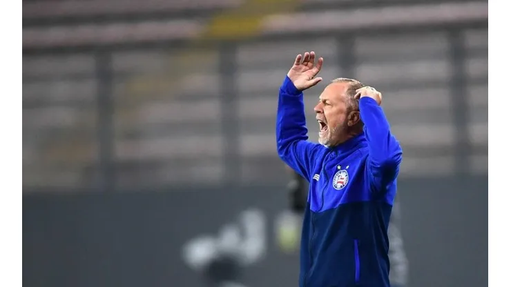 Mano Menezes lamenta falhas individuais do Bahia, mas acredita em evolução da equipe
