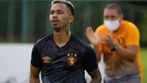 Marquinho deve ser titular contra o Athletico. Foto: Divulgação