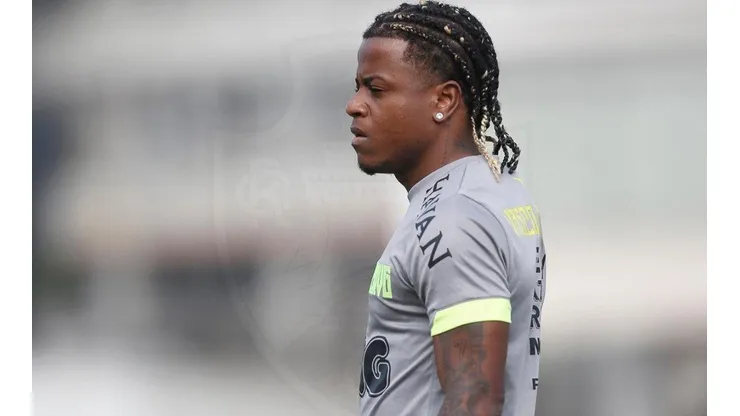 Lucas Santos precisou se explicar em decorrência da polêmica causada - Foto: Rafael Ribeiro/Vasco.