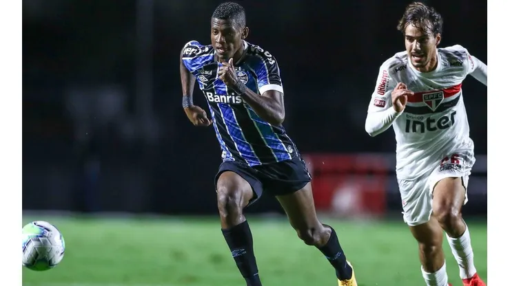 Orejuela: emprestado ao Grêmio (Foto: Lucas Uebel/Grêmio/Divulgação)