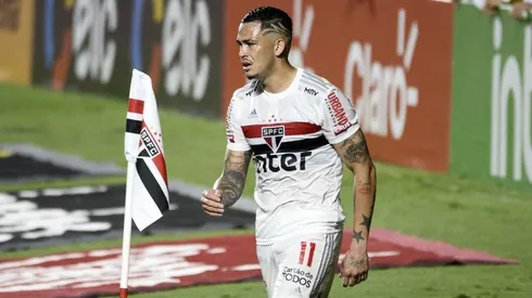 Luciano pede desculpas aos companheiros pelo comportamento após substituição