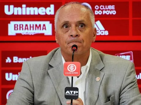 Com proposta na mesa de Medeiros, renovação de Galhardo é discutida