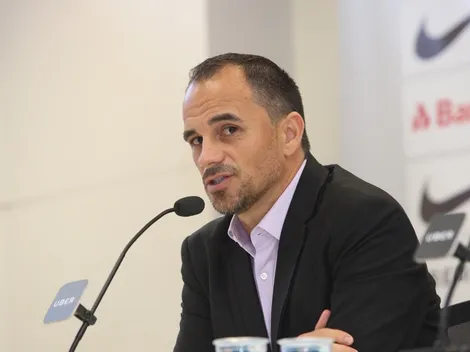 Rodrigo Caetano 'bate na mesa' e critica arbitragem após empate