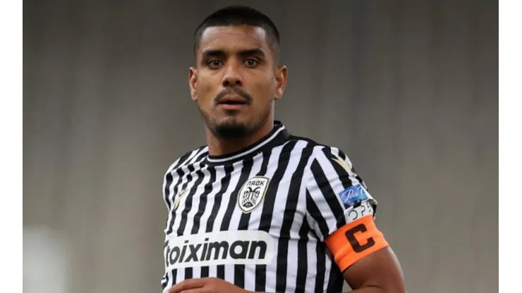 Léo Matos deve acertar com o Cruz-Maltino nos próximos dias - Foto: Getty Images.