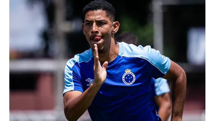 Antes emprestado ao América-RN, o atacante pode deixar o Cruzeiro. Foto: Gustavo Aleixo/Cruzeiro