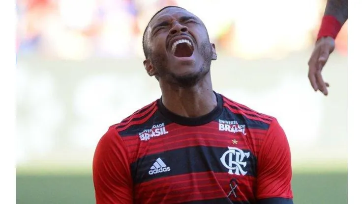 Vitinho comemorando gol pelo Flamengo — Foto: Alexandre Vidal/Flamengo