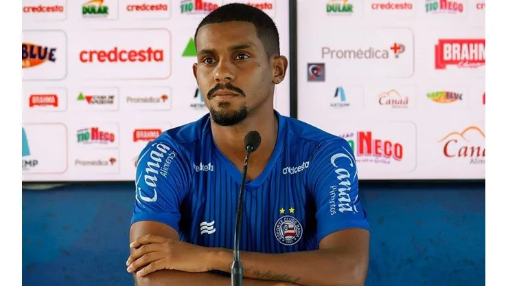 Ramon rasga elogios a Mano Menezes e mira mais oportunidades no time titular