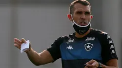 Lateral vira reforço do Botafogo contra o Cuiabá. Foto: Vitor Silva/Botafogo