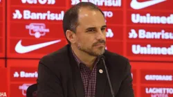 Caetano dá boa notícia sobre jogador de confiança de Coudet