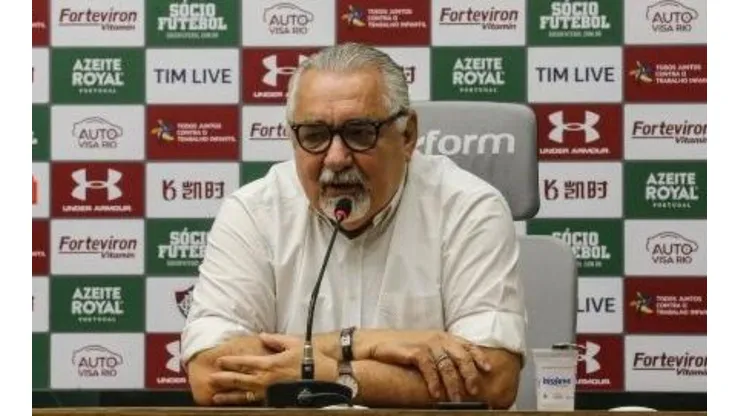 Diretor do Flu, Angioni revelou que um lateral está próximo de ser emprestado ao Oeste. Foto: Divulgação/Fluminense