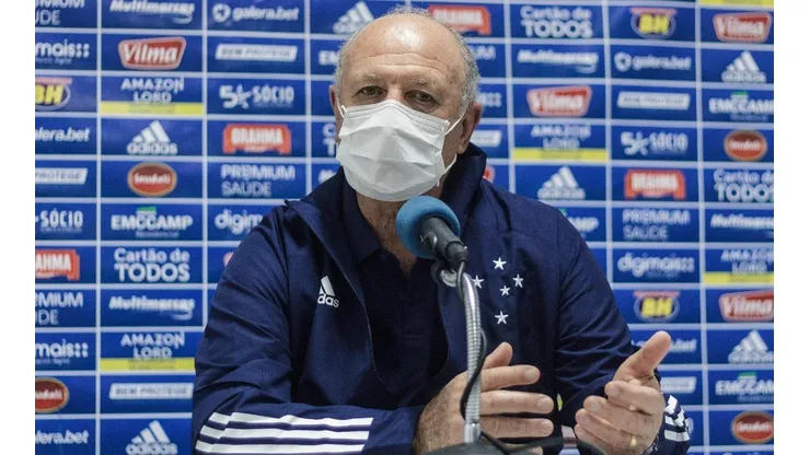 Felipão destaca falta de confiança do elenco do Cruzeiro