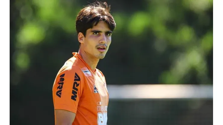Após saída de Blanco, torcida pede retorno de outro meio-campista