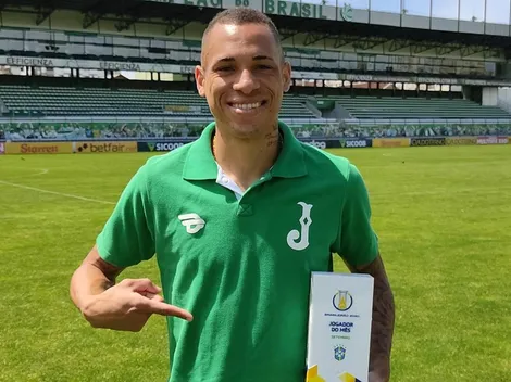 Botafogo estuda investida por Breno Lopes, artilheiro da Série B