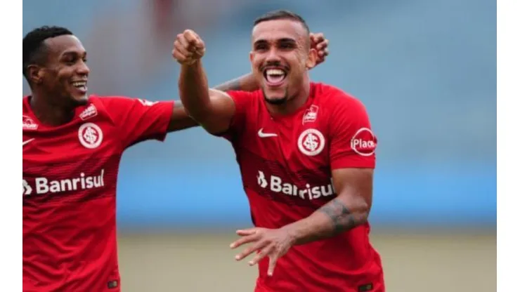 Tendo contrato vigente com o Inter, o atacante vira desejo do Cruzeiro. Foto: Ricardo Duarte / Internacional