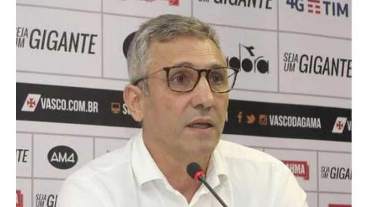 Vinculado somente até dezembro, o lateral pode deixar o Vasco. Foto: Flickr/Vasco
