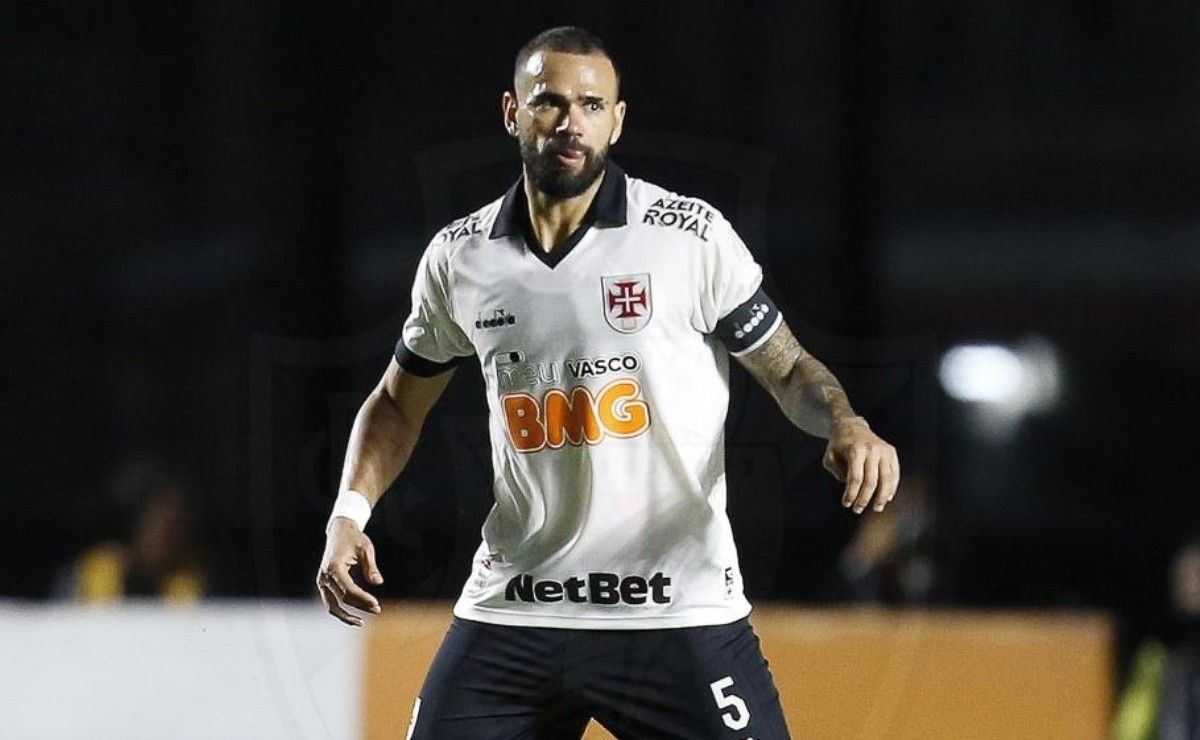 Castán desabafa e cobra fim de erros individuais no Vasco: 