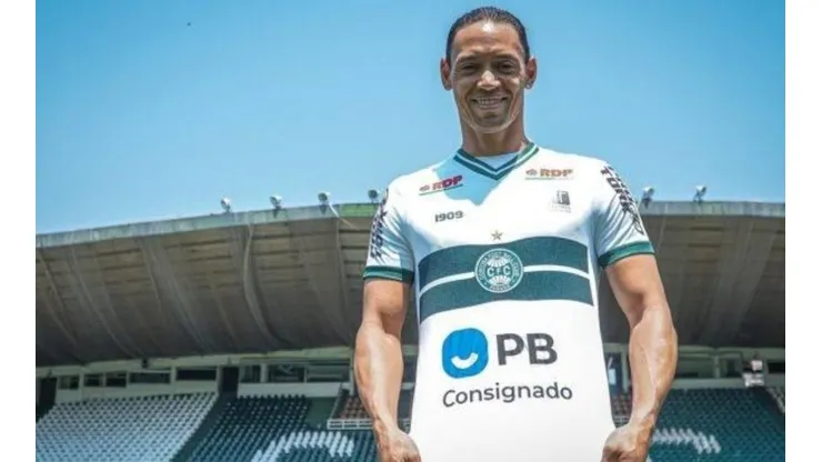 Jorginho explica motivo por não usar Ricardo Oliveira e outros 5 reforços