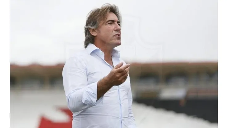 Sá Pinto deve promover mudança no meio-campo do Vasco