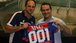 Ceni e Paz: presidente confia no trabalho do técnico (Foto: Leonardo Moreira / Fortaleza EC / Divulgação)