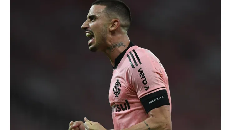 Em alta: Galhardo é o artilheiro da temporada colorada (Foto: Ricardo Duarte/Inter/Divulgação)