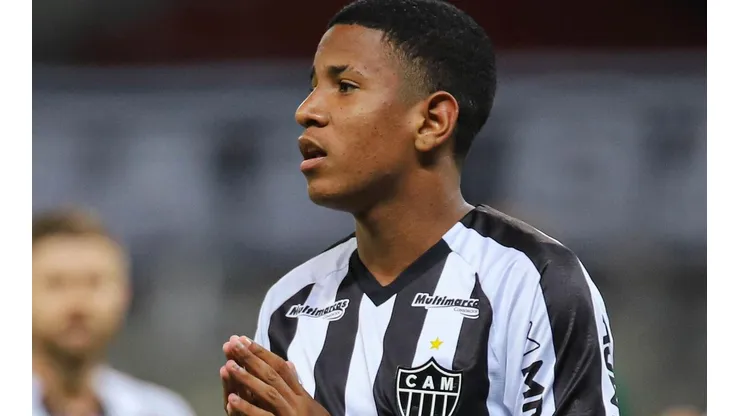 Savinho: jovem será baixa (Foto: Pedro Souza / Agência Galo / Atlético / Divulgação)