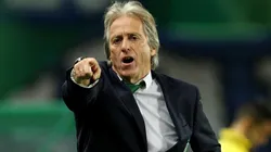 Jesus enfrentou Sá Pinto no clássico entre Benfica e Sporting - Foto: Getty Images.