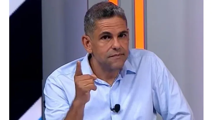 Nesta segunda-feira (19), o apresentador revelou a proximidade do Fla em acordo com um destaque. Foto: Reprodução/FOX