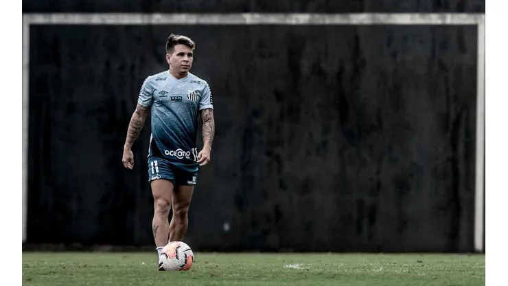 Soteldo durante treinamento no Peixe — Foto: Ivan Storti/Santos FC